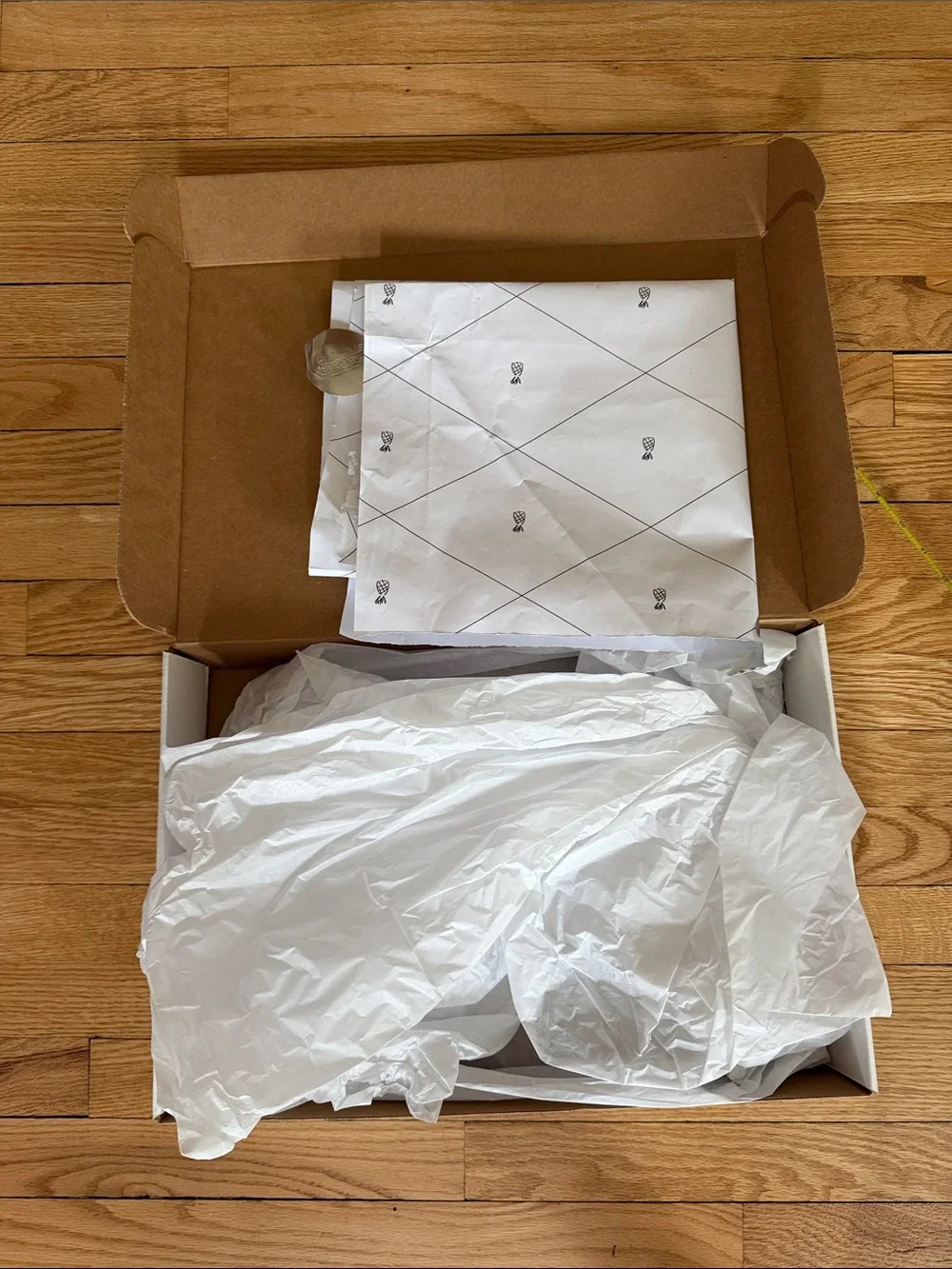 Williams Sonoma White Gift Box Black Logo 12”x18”x 2.75”